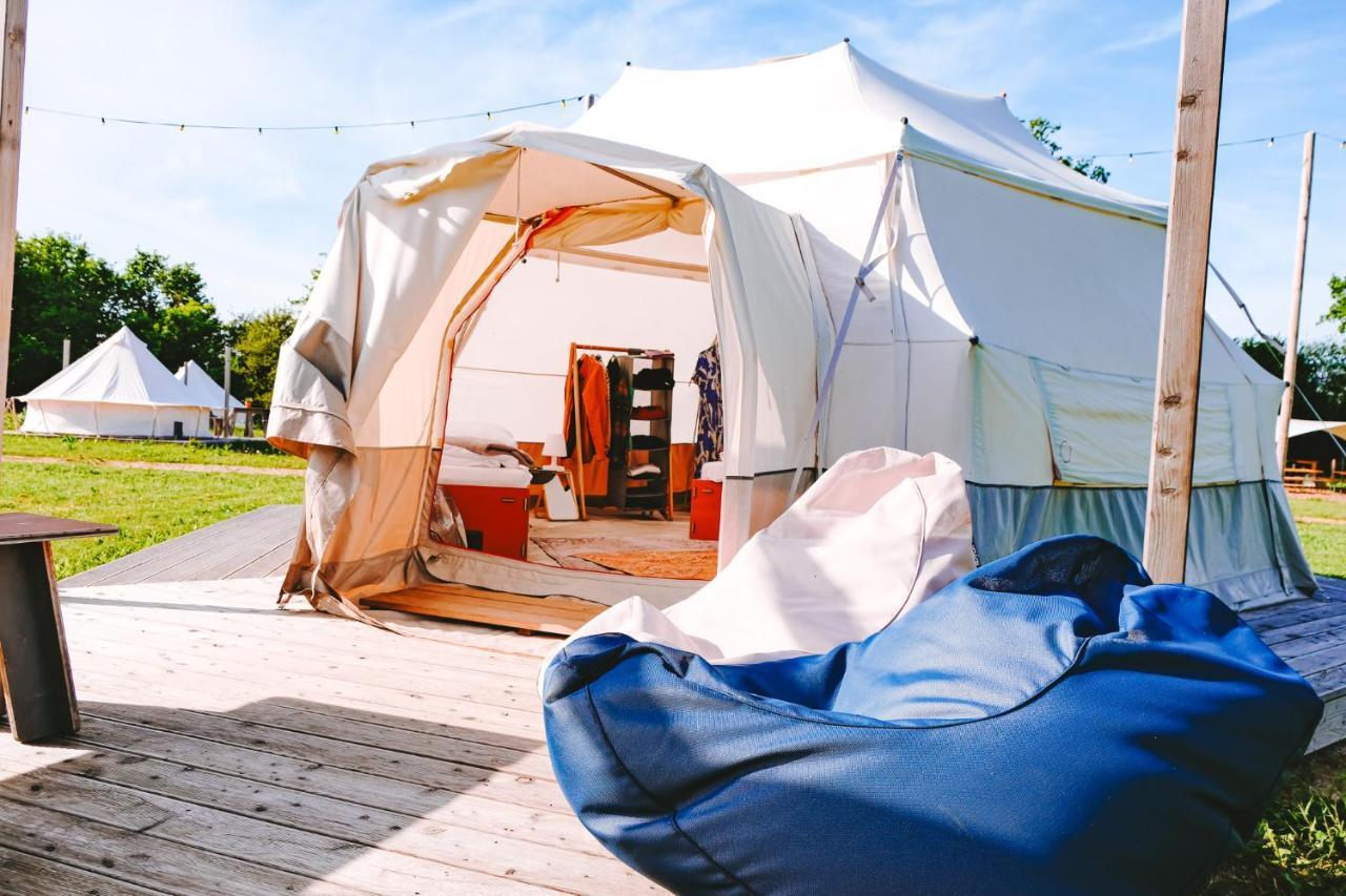 Domo Camp - Nature Glamping Hof Viehbrook Hotell Rendswuhren Exteriör bild