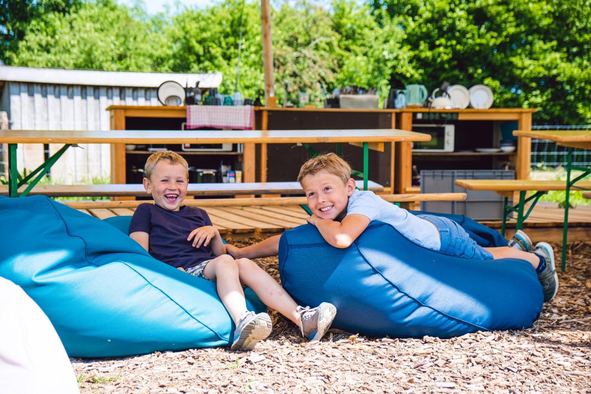 Domo Camp - Nature Glamping Hof Viehbrook Hotell Rendswuhren Exteriör bild