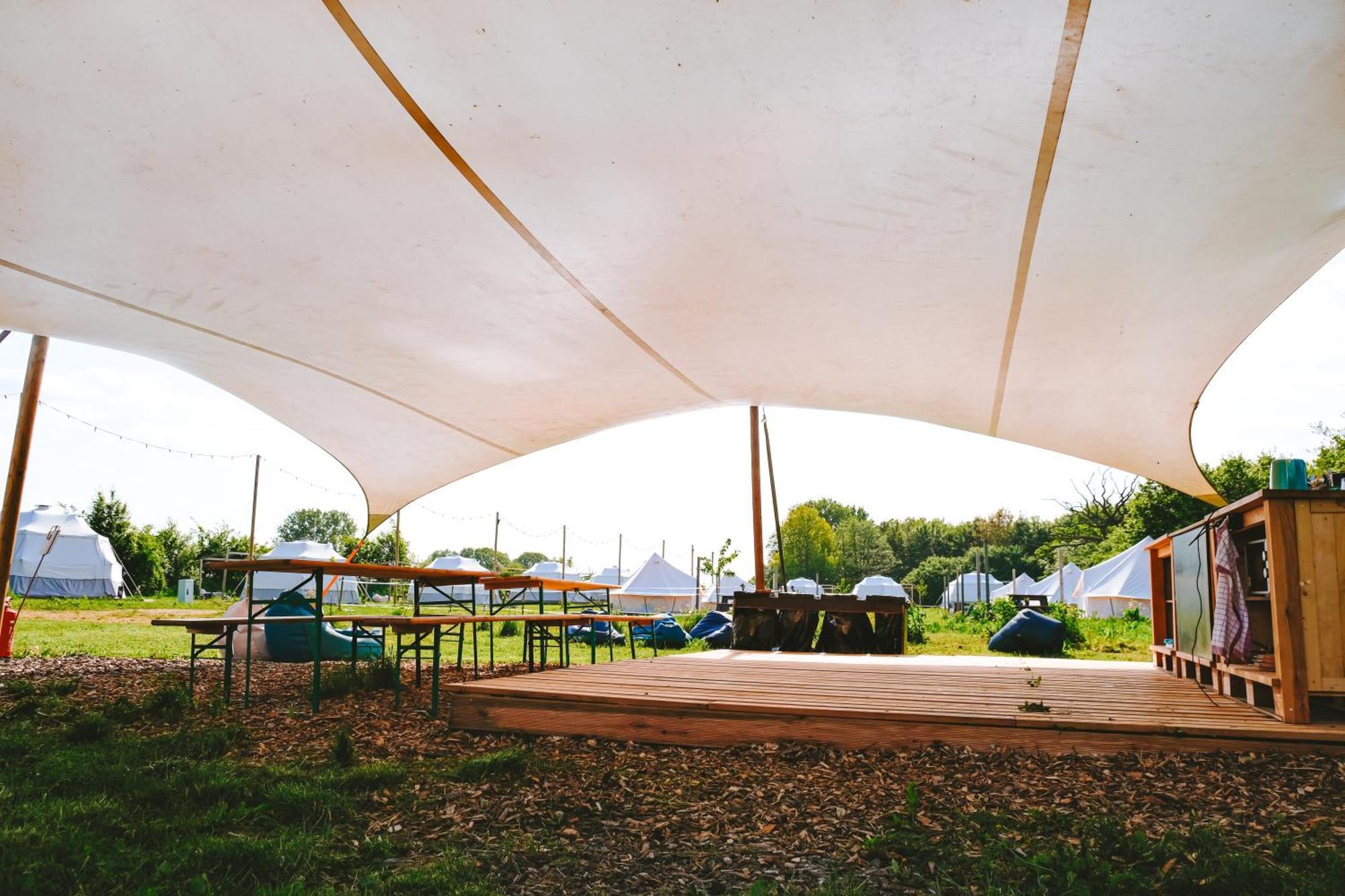 Domo Camp - Nature Glamping Hof Viehbrook Hotell Rendswuhren Exteriör bild